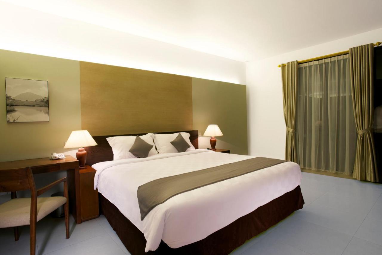 Hotel Neo+ Green Savana Sentul City Bogor Luaran gambar